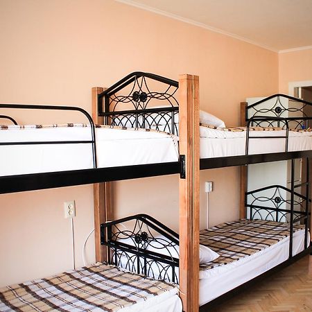A&S Hostel Minskiy Kyiv Exterior photo