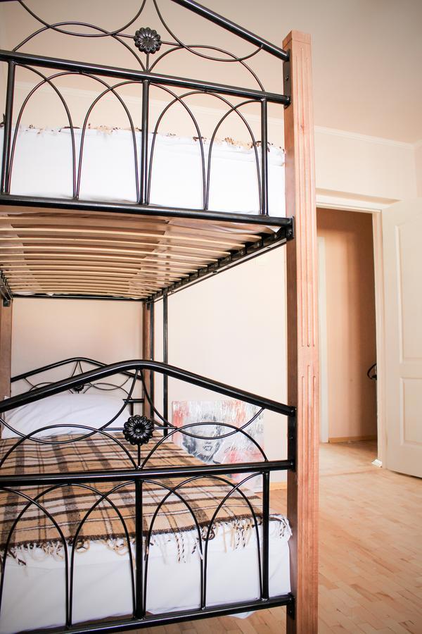 A&S Hostel Minskiy Kyiv Exterior photo